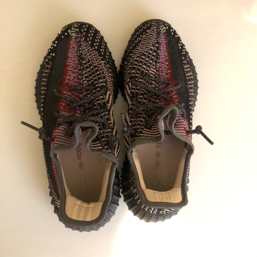 Adidas Yeezy Boost 350 ‘Yecheil Non-reflec… - Picture 5 of 6